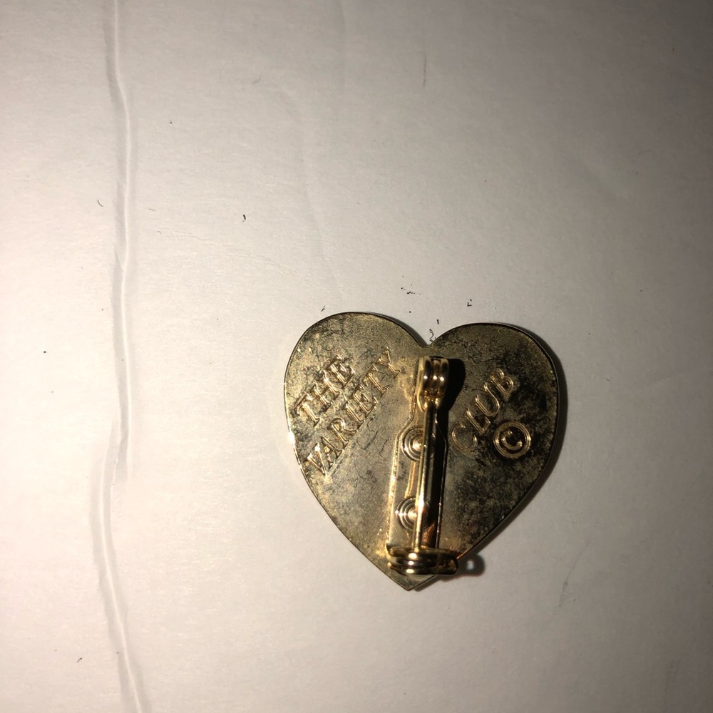 Variety club heart pin - Picture 4 of 6